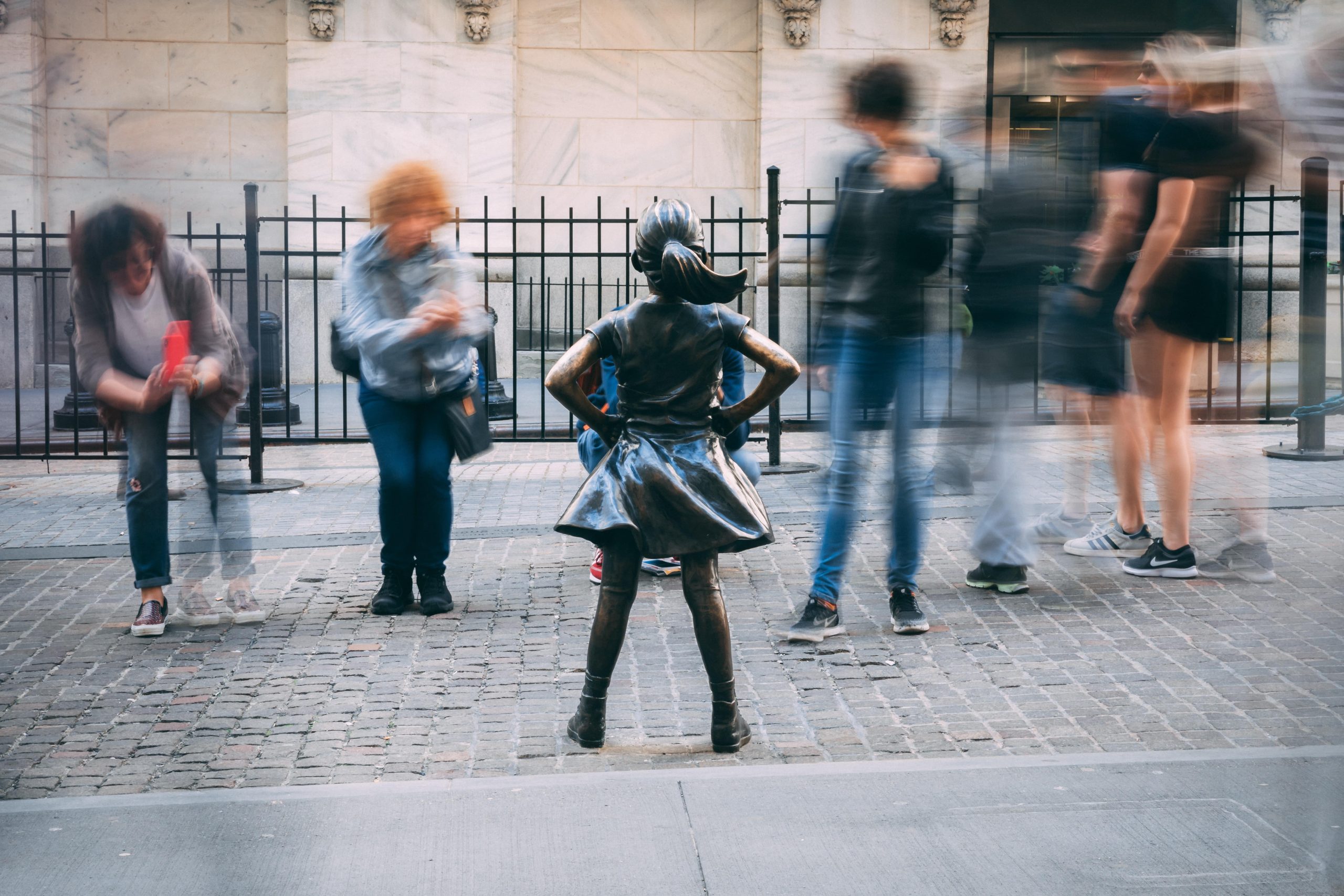 fearless girl in nyc being captured